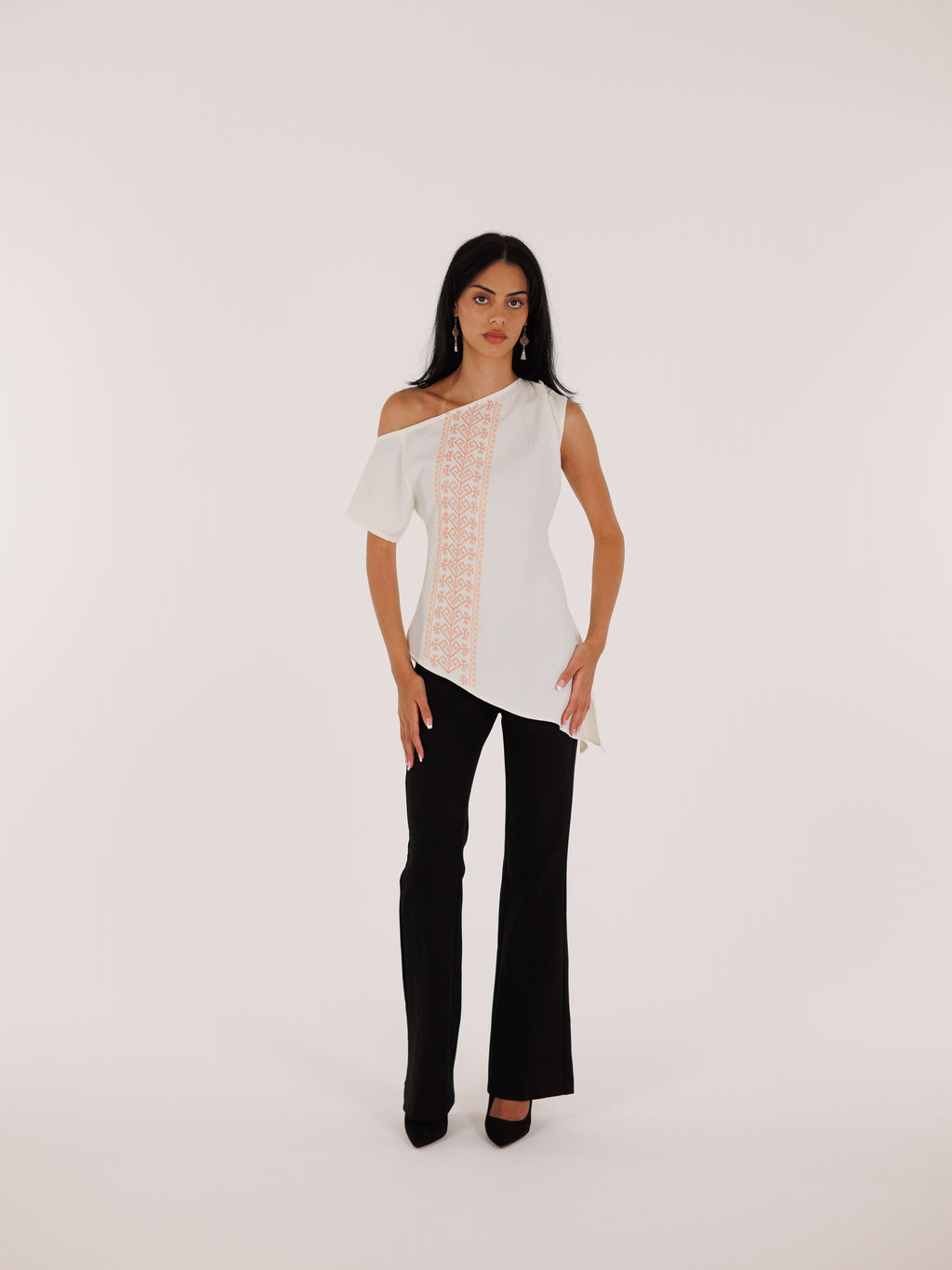 El Loz - Asymmetric Boatneck Shirt - Beige