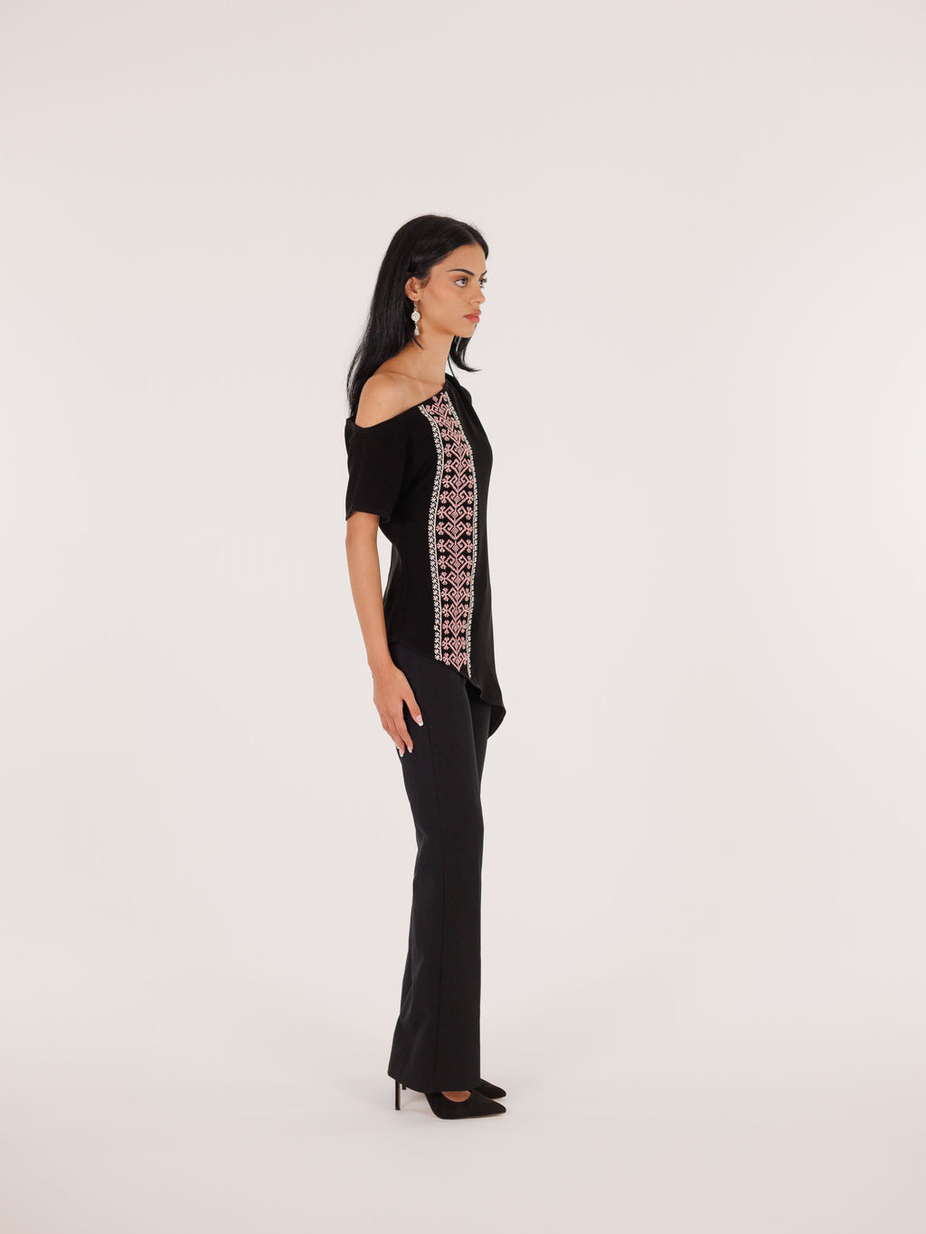 El Loz - Asymmetric Boatneck Shirt - Black