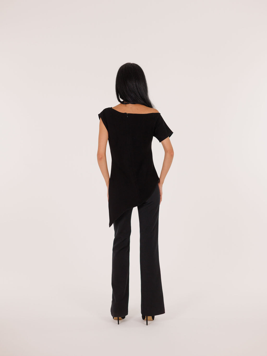 El Loz - Asymmetric Boatneck Shirt - Black