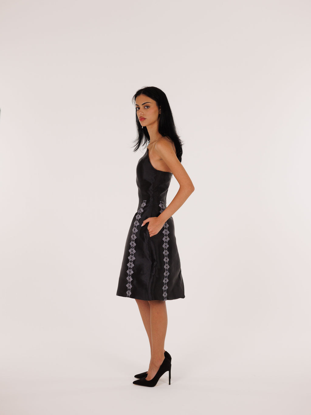 Ayn Kabeera Strapless Dress + Abaya Set - Midi - Black